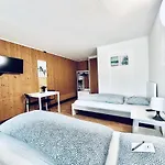 Monteurzimmer - Worker's - Zimmerzuvermieten In Baeriswil *