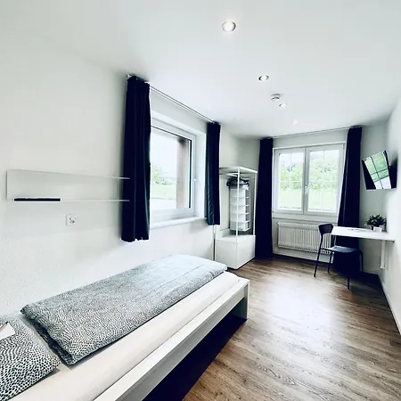Monteurzimmer - Worker's - Zimmerzuvermieten In Baeriswil *