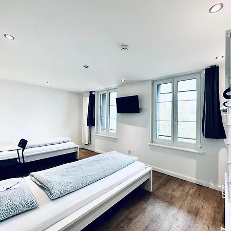 Monteurzimmer - Worker's - Zimmerzuvermieten In Baeriswil