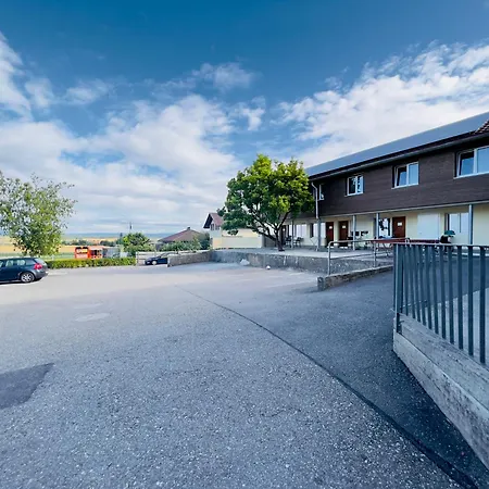 Monteurzimmer - Worker's - Zimmerzuvermieten In Baeriswil Aparthotel Bariswil